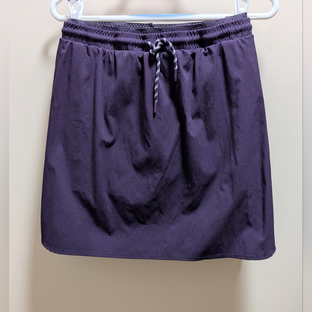 Plum Colored Women's Skirt, EUC, Pockets, Stretch, Zipper Pockets, XXL
